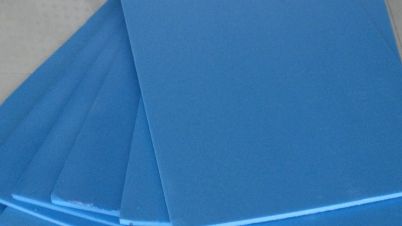 目前，市场上常见的农村自建房顶防水涂料主要有以下几种：